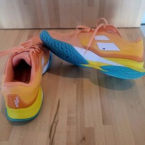 Babolat Ortholite Matryx Coral/Gold Fusion Tennis Shoes. Size 9.5